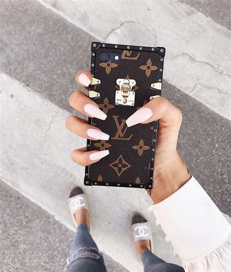 louis vuitton phone case uk.